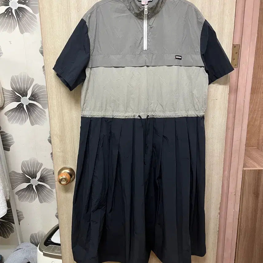 [BUNJANG] Juicy Judy Anorak Long Dress / 쥬시쥬디 아노락원피스 85사이즈(55-66)