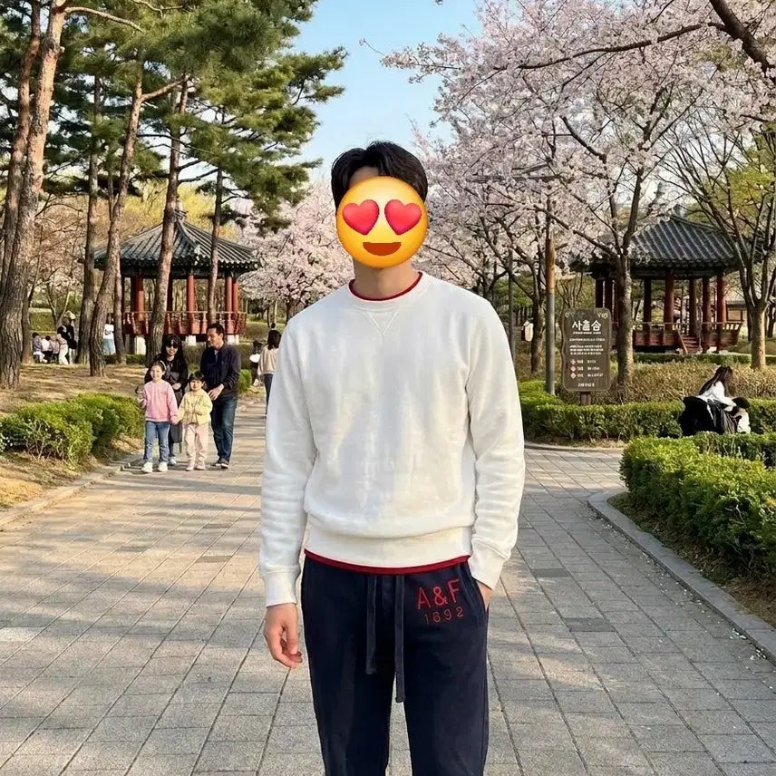 [BUNJANG] Abercrombie Navy Sweatpants / 아베크롬비 네이비 스웻팬츠 S(사이즈 30)
