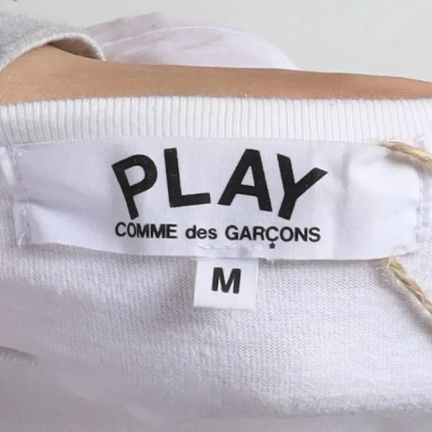 [BUNJANG] Comme des Garcons Play Logo T-Shirt / 꼼데가르송 플레이 Comme des garcons Play T-Shirt