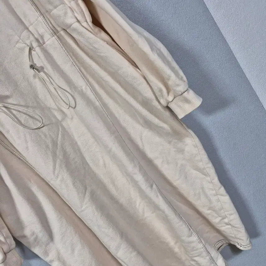 [BUNJANG] Ivory Fleece Lined String Long Dress / 아이보리 쭈리면 기모 스트링 원피스 프리