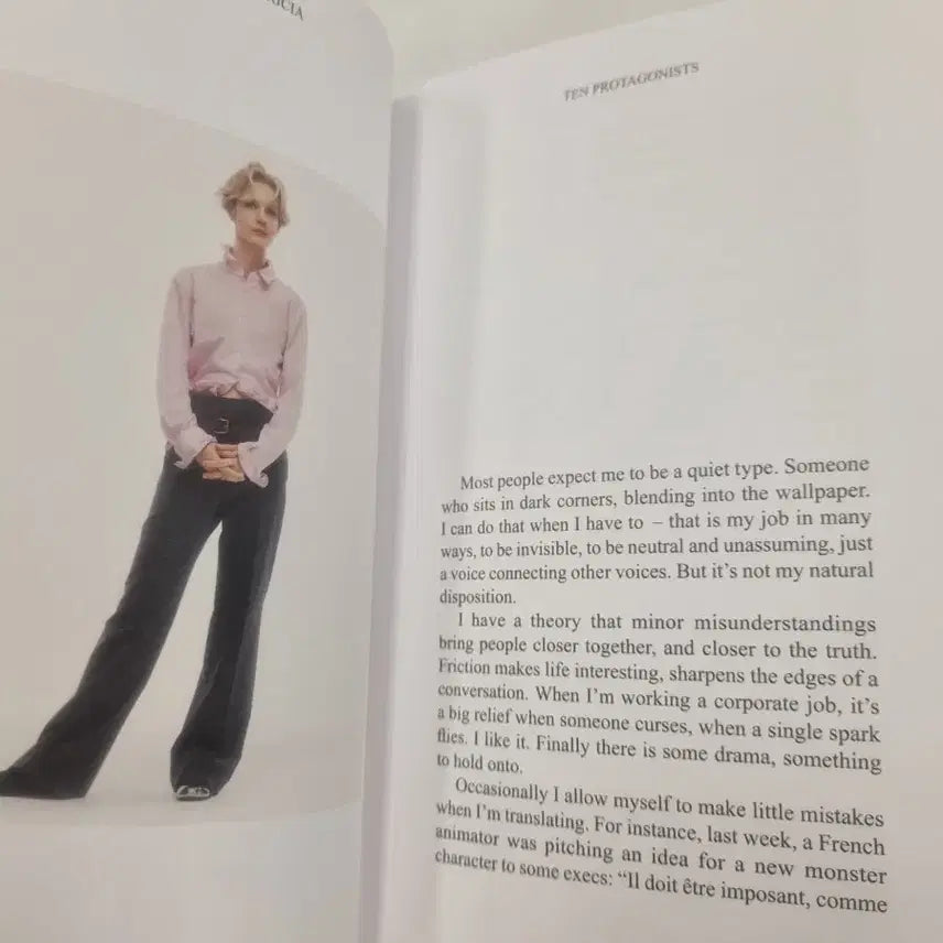[BUNJANG] Prada Carey Mulligan Special Edition Book / 프라다 + 캐리 멀리건  콜라보 북