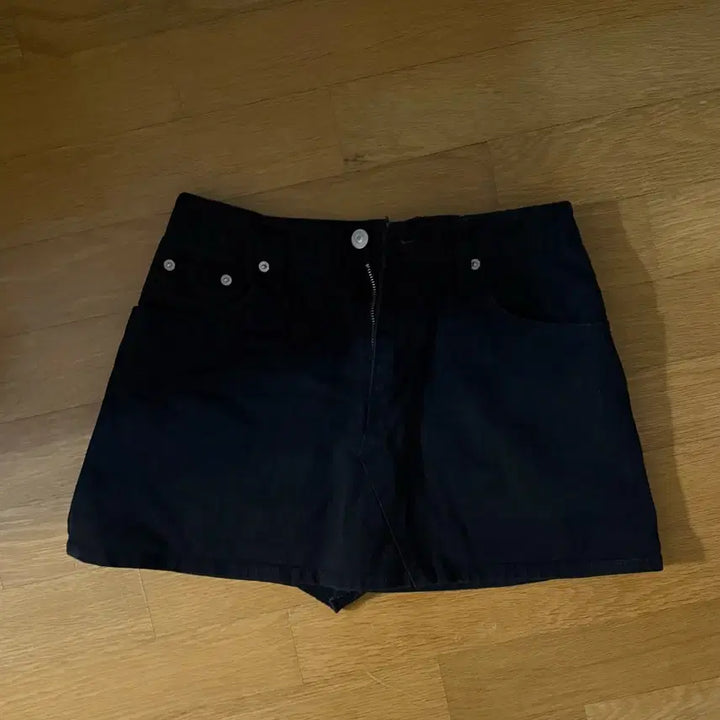 [BUNJANG] Zhenio Black Skort M / 제니오 블랙 치마바지 M