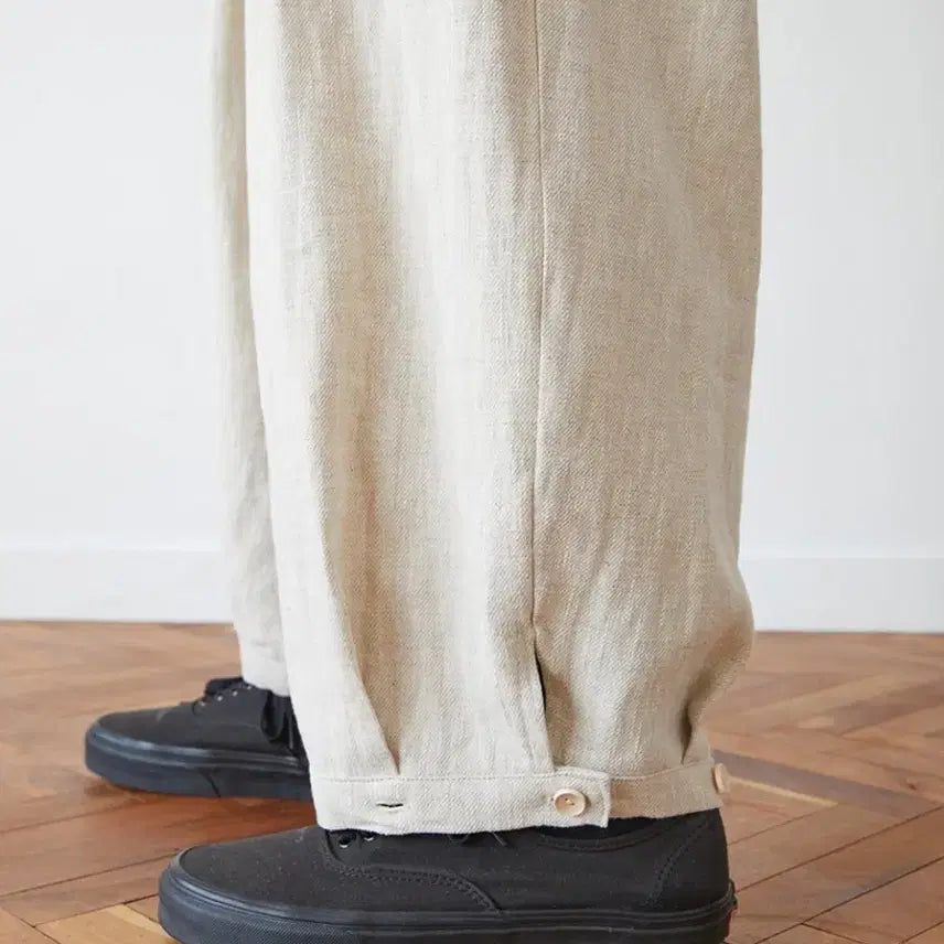 [BUNJANG] Malren Unisex Linen Balloon Pants Beige / 말렌 유니섹스 린넨 버튼 벌룬팬츠 베이지