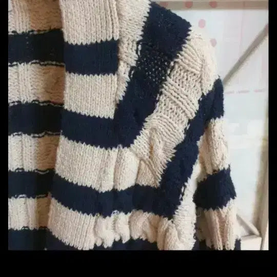 [BUNJANG] Zira Striped Knit Cardigan Sweater / 지라 줄무늬 니트 가디건 스웨터/55-66