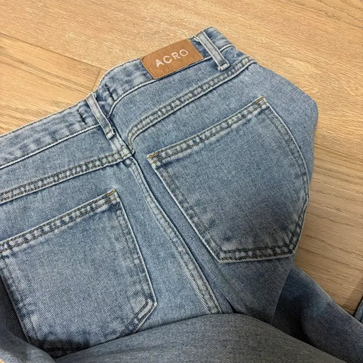 [BUNJANG] Generic Semi-Wide Denim Jeans / 스트레이트 세미와이드 데님 청바지