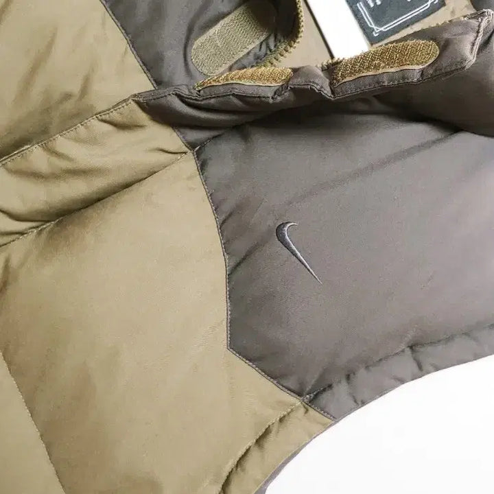 [BUNJANG] Nike Goose Down Vest Khaki 428 / [XL] 나이키 구스 패딩조끼 550 카키428