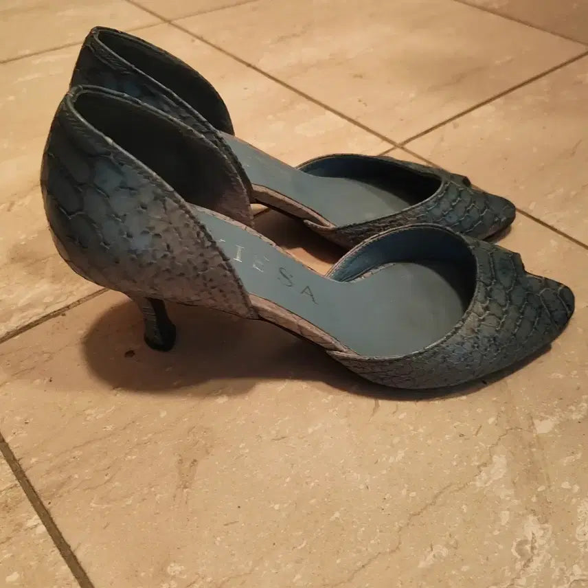 [SOLD OUT] KISSA 구두