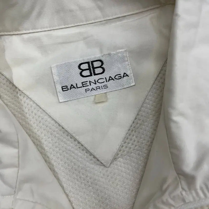 [BUNJANG] Balenciaga White Windbreaker / 발렌시아가 화이트 바람막이