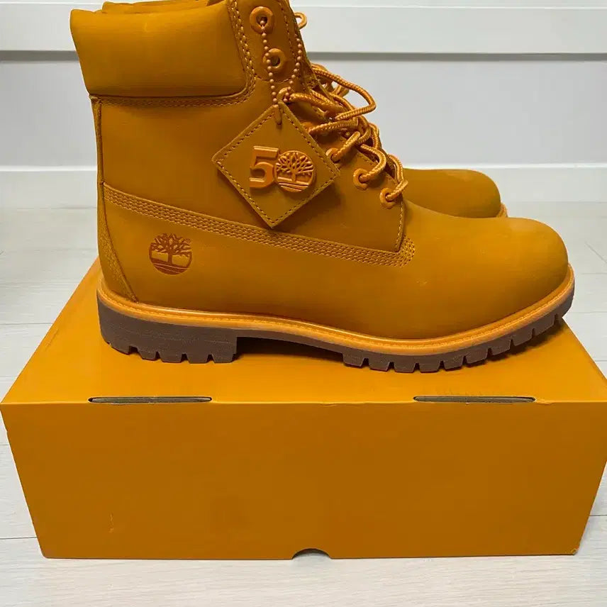 [BUNJANG] Timberland 50th Anniversary Yellow Premium 6-Inch Boots / 팀버랜드 50주년 옐로우 프리미엄 6인치 부츠 290