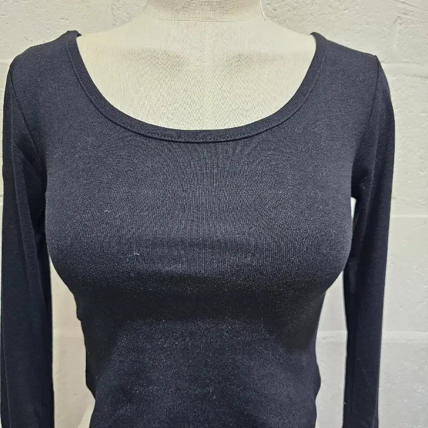 [BUNJANG] Basic U-Hem Crop Long Sleeve - Black / 밑단u 크롭 라운드 무지 긴팔- 블랙