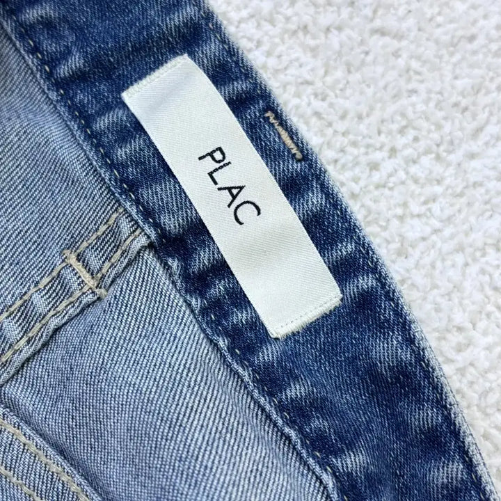 [BUNJANG] Plac M33 Distressed Denim Pants / M(33) 플랙 디스트로이드 데님 팬츠 0311E