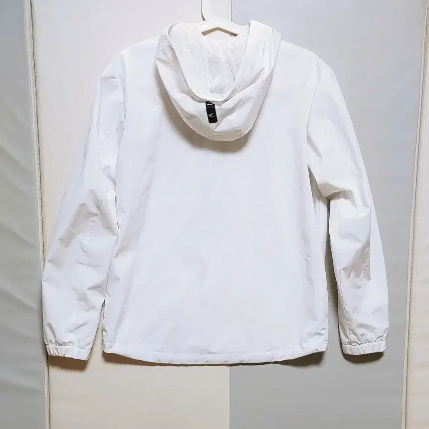 [BUNJANG] Spider Windbreaker Jacket White / [L] 스파이더 바람막이점퍼 화이트241