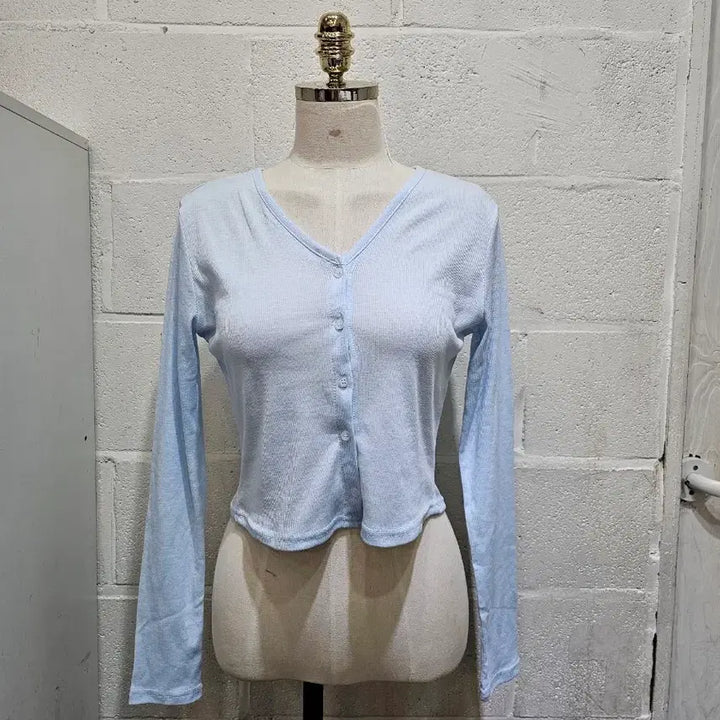 [BUNJANG] Soft Crop Button Cardigan - Sky Blue / 부드러운 크롭 단추 가디건 긴팔- 하늘색