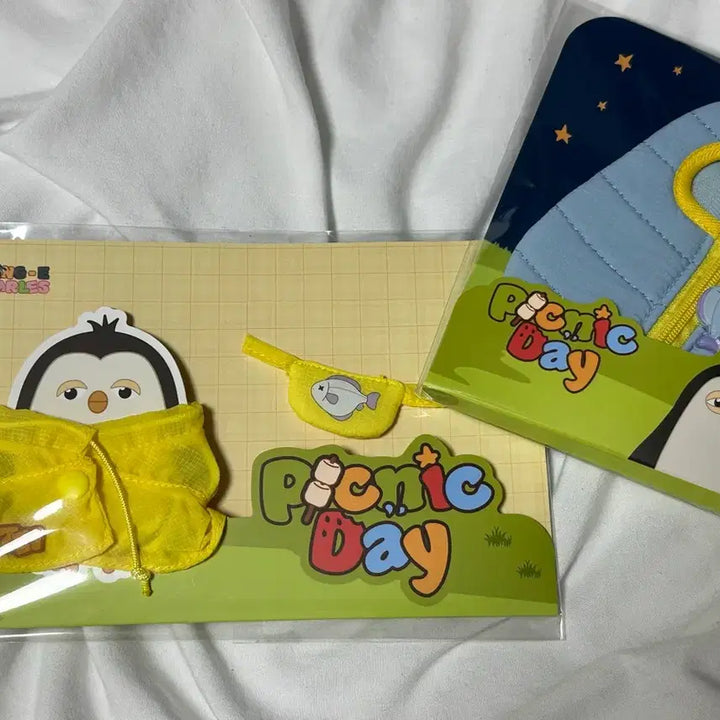 [BUNJANG] Jjirangi Raincoat and Sleeping Bag Set / 미개봉) 찌랭이 우비 +침낭 세트