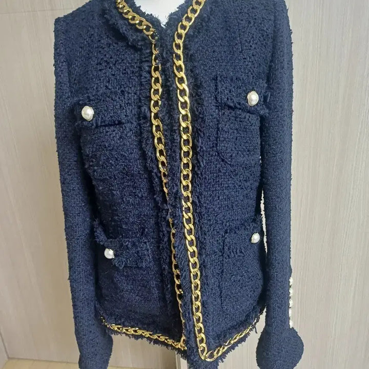 [BUNJANG] Tweed Gold Chain Embellished Jacket / 트위드 금장 체인 장식 자켓