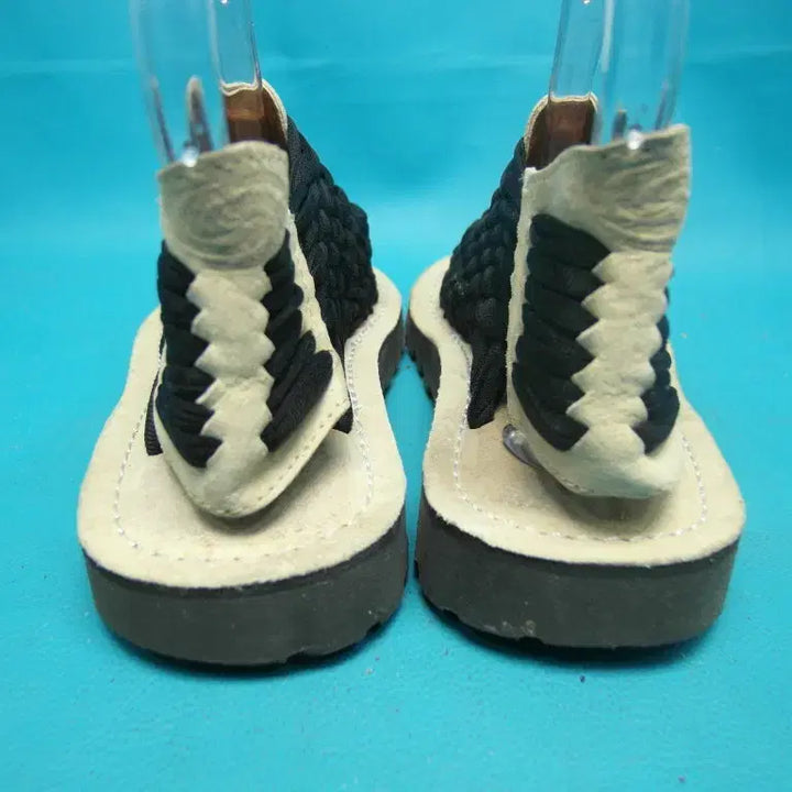 [SOLD OUT] 240/s5-374/츄바스코 아즈텍 우븐 샌들/구제특별시