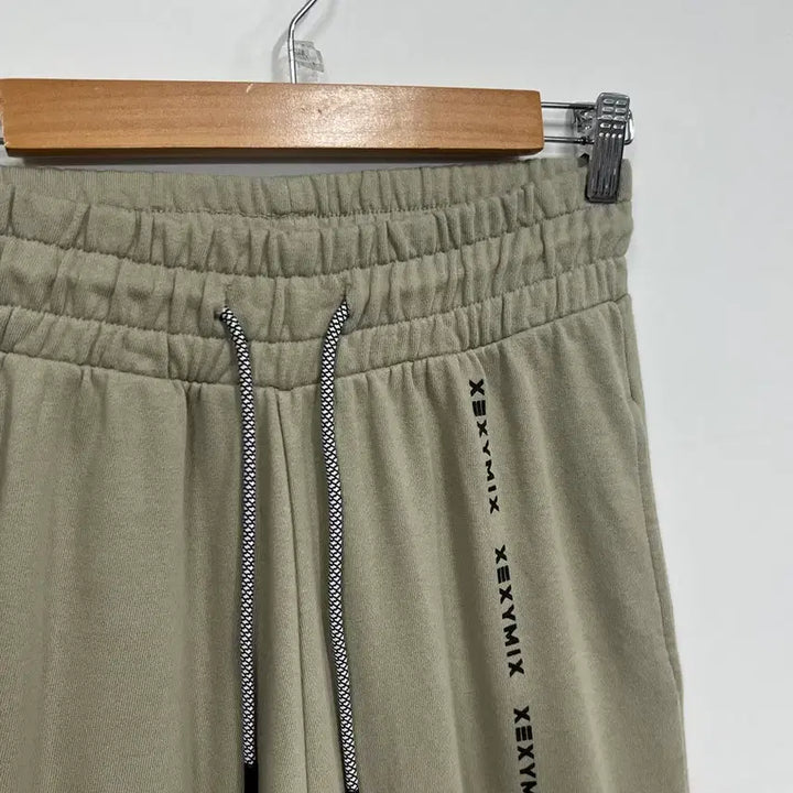 [BUNJANG] Xexymix Khaki Jogger Pants / [90] 젝시믹스 밴딩 배기핏 연카키 조거 팬츠 트레이닝 바지