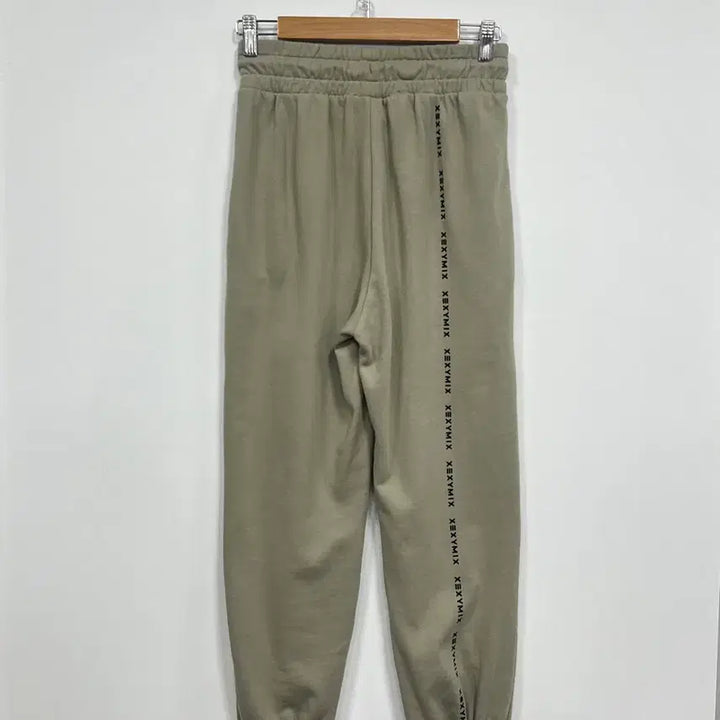 [BUNJANG] Xexymix Khaki Jogger Pants / [90] 젝시믹스 밴딩 배기핏 연카키 조거 팬츠 트레이닝 바지