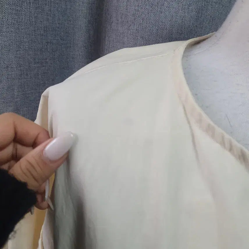 [BUNJANG] Cream Avant Maxi Dress / 크림 아방 바스락 맥시원피스