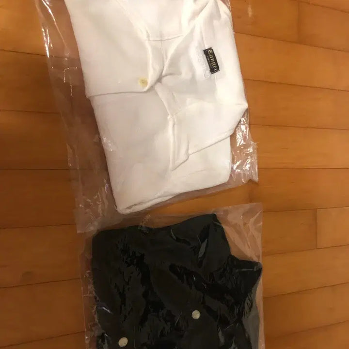 [BUNJANG] Tanger Slit Side Crop Shirt / Tanger 탠져 탠저 슬릿 사이드 셔츠 크롭