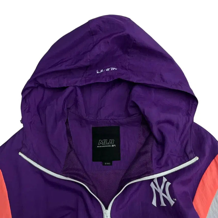 [BUNJANG] MLB Blue Hooded Windbreaker S / MLB 형광 배색 블루 후드 바람막이 S