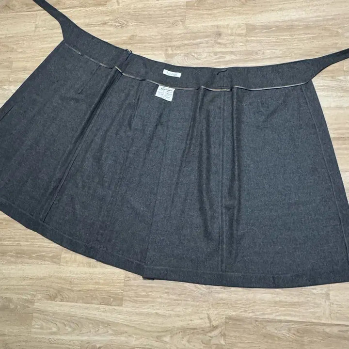 [BUNJANG] MaxMara Gray Wool Skirt (Size 26) / MaxMara 회색 모직 스커트 (26)