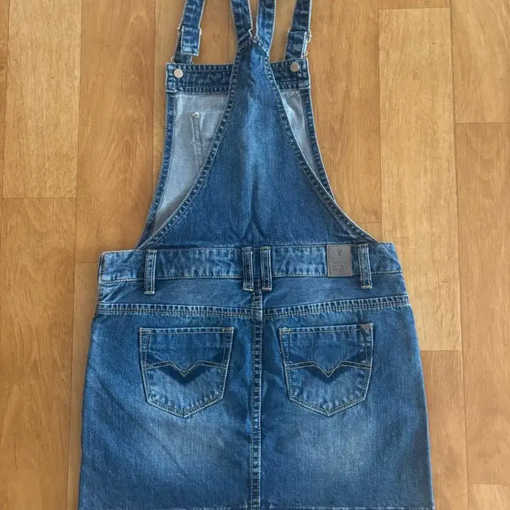 [BUNJANG] Guess Denim Mini Skirt / 정품 게스 데님 멜빵 치마