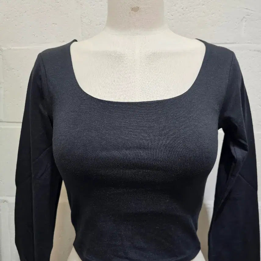 [BUNJANG] Unlined Crop Top - Black / 유넥 이중안감 크롭 무지 긴팔1- 블랙