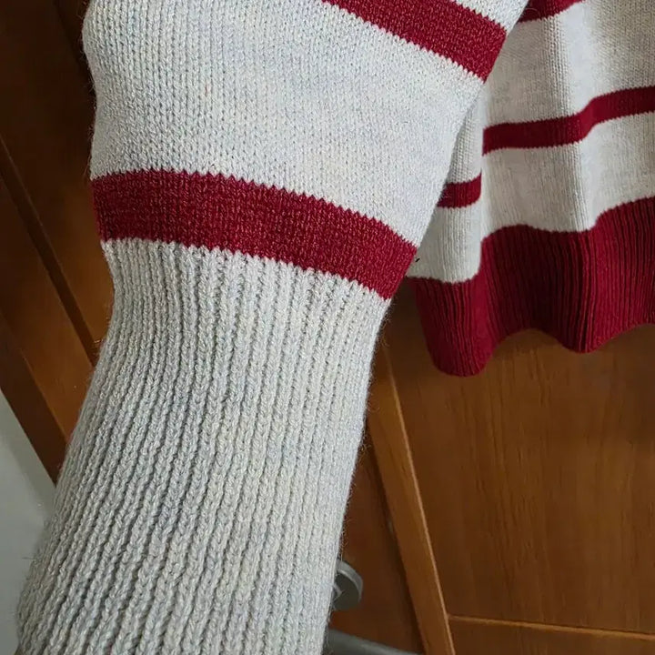 [BUNJANG] Heart Pattern Striped Cardigan / (새상품) 하트무늬 포인트 단가라 가디건