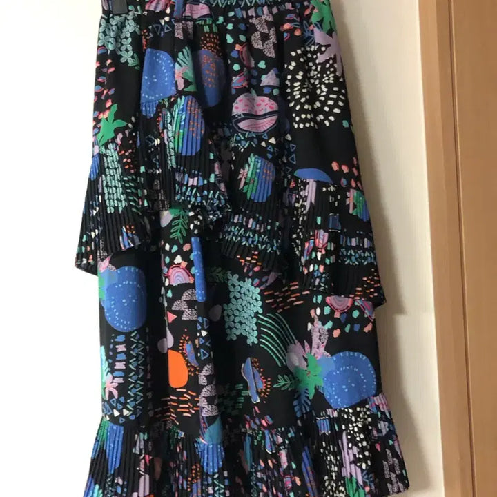 [BUNJANG] Wemeno Pleated Ruffle Long Skirt / 위메농 플리츠 캉캉 스커트 치마 밴딩 유니크