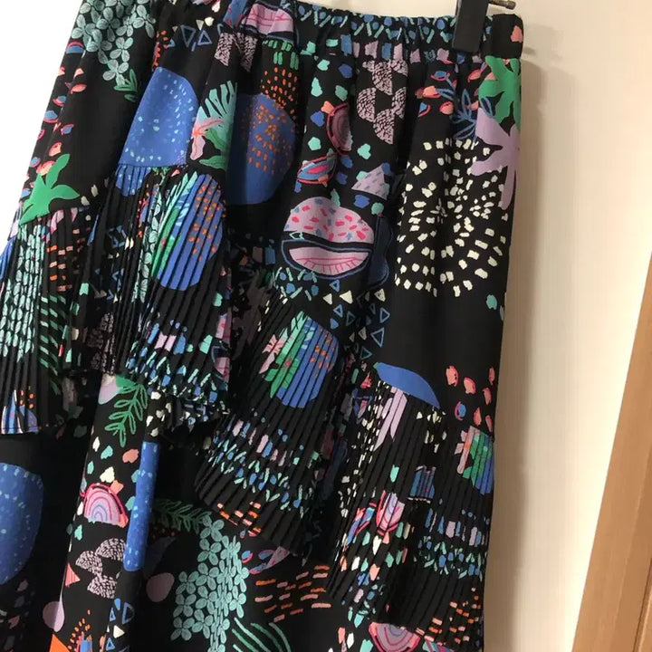 [BUNJANG] Wemeno Pleated Ruffle Long Skirt / 위메농 플리츠 캉캉 스커트 치마 밴딩 유니크