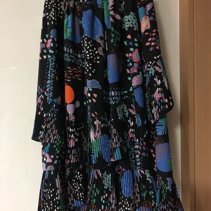 [BUNJANG] Wemeno Pleated Ruffle Long Skirt / 위메농 플리츠 캉캉 스커트 치마 밴딩 유니크