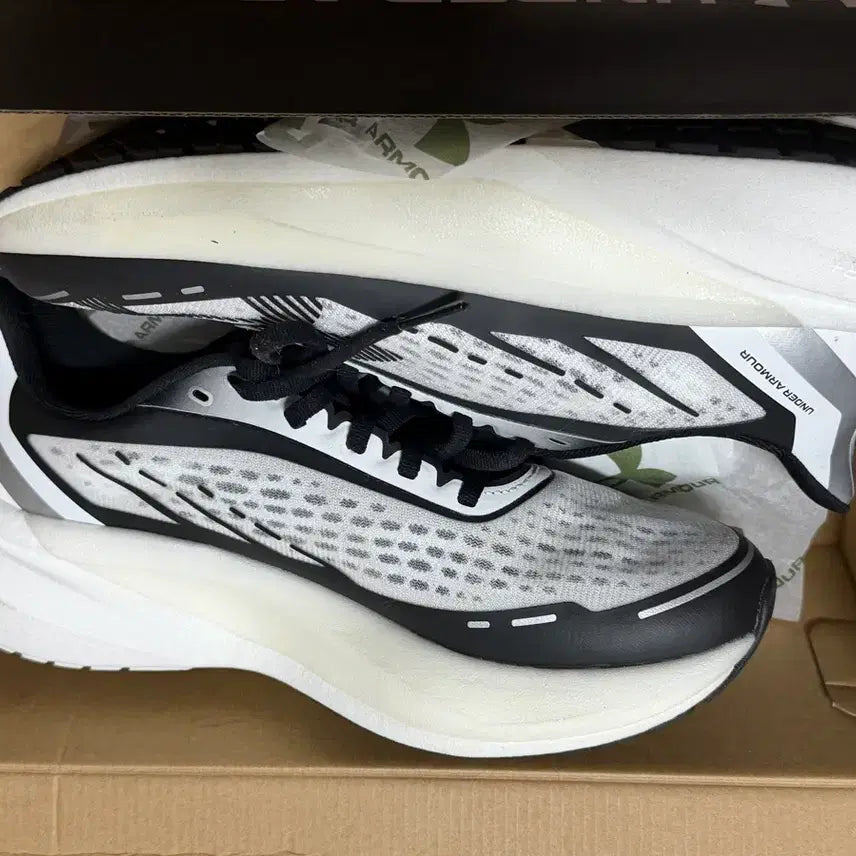 [BUNJANG] Under Armour Velociti Distance Running Shoes 260 / 언더아머 UA 벨로시티 디스턴스 런닝화 260