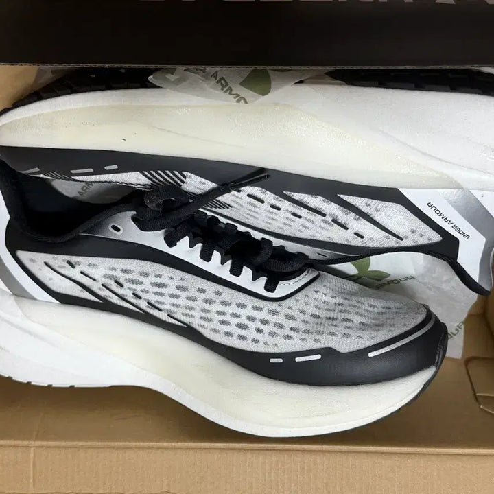 [BUNJANG] Under Armour Velociti Distance Running Shoes 260 / 언더아머 UA 벨로시티 디스턴스 런닝화 260