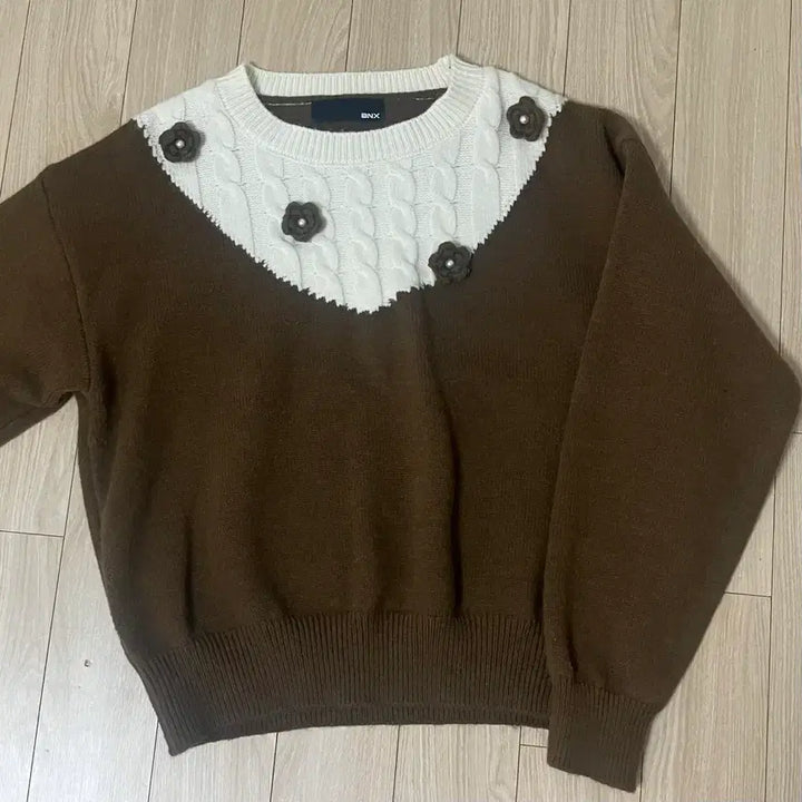 [BUNJANG] BNX Floral Brown Knit Sweater / BNX 꽃 갈색니트