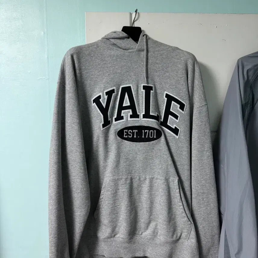 [BUNJANG] Yale Hoodie M Size / 예일 후드티 M사이즈