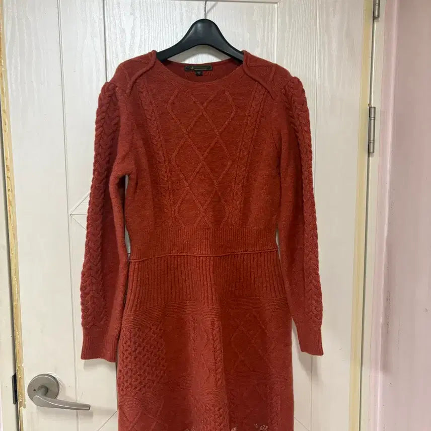 [BUNJANG] Thursday Island Knit Dress (S) / 써스데이아일랜드 원피스(s)