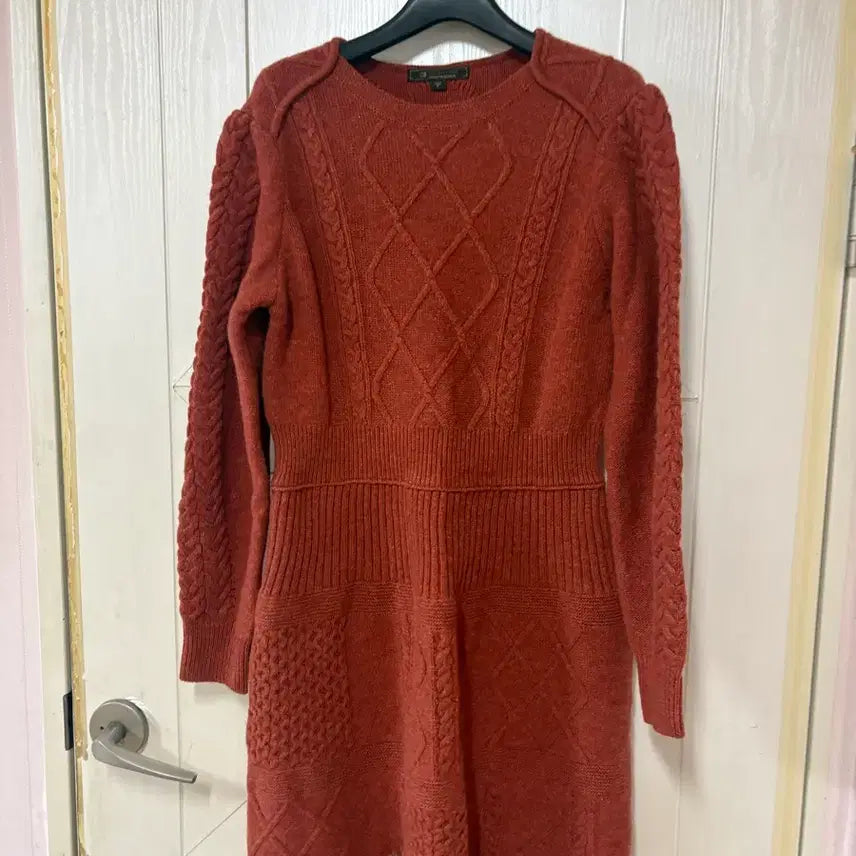 [BUNJANG] Thursday Island Knit Dress (S) / 써스데이아일랜드 원피스(s)