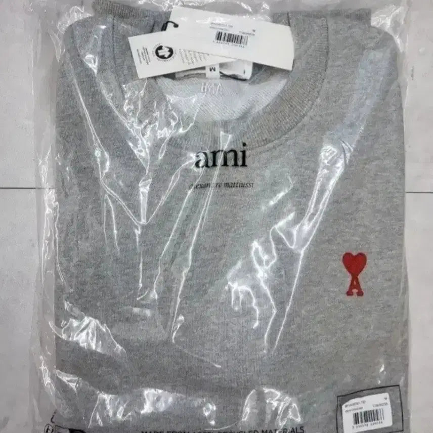 [BUNJANG] Ami Small Logo Sweatshirt / 초특가 무료배송/새상품) 아미 맨투맨 스몰로고 /