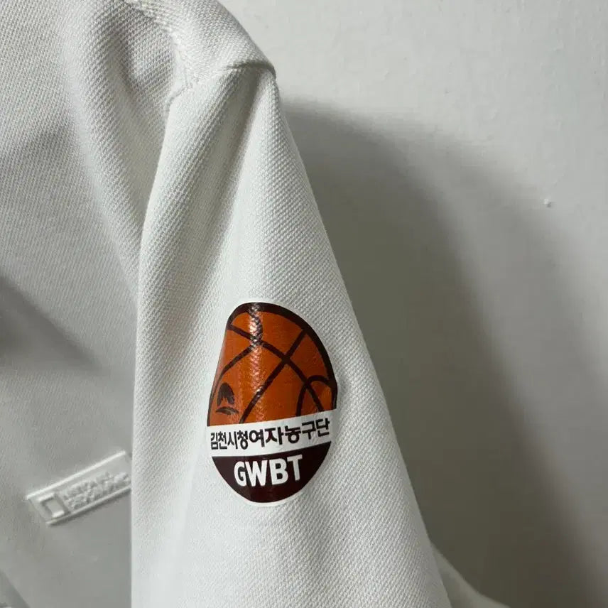 [BUNJANG] National Geographic White Polo Shirt (Size 100) / 내셔널지오그래픽 화이트 반팔 폴로티셔츠 100사이즈