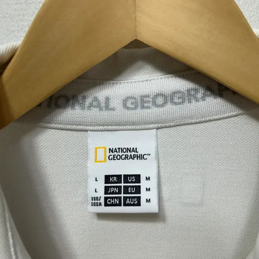 [BUNJANG] National Geographic White Polo Shirt (Size 100) / 내셔널지오그래픽 화이트 반팔 폴로티셔츠 100사이즈