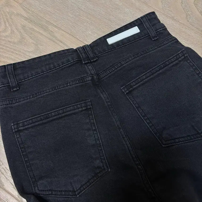 [BUNJANG] 10MONTHS Semi-Bootcut Jeans / 텐먼스 세미부츠컷 팬츠 흑청