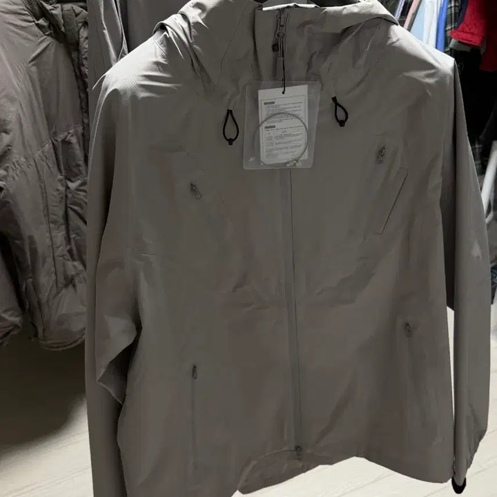 [BUNJANG] Sansan Gear 2.5L Windblock Set (23FW) / 산산기어 23fw 2.5L 윈드블럭 셋업 새상품