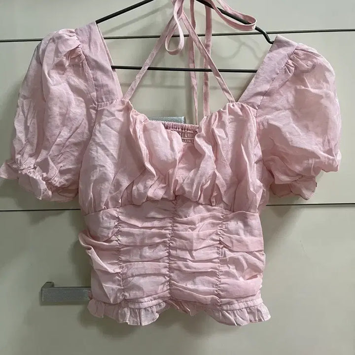 [BUNJANG] Pink Shirring Crop Blouse / 핑크 셔링 크롭 블라우스