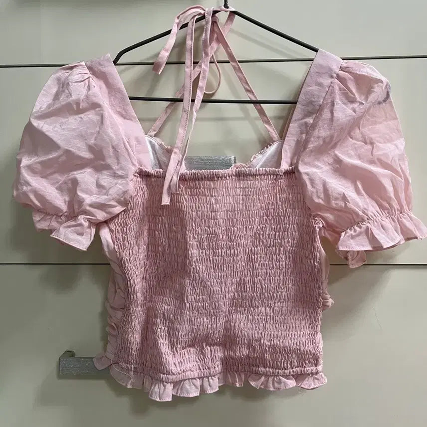 [BUNJANG] Pink Shirring Crop Blouse / 핑크 셔링 크롭 블라우스