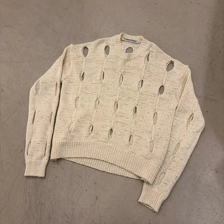 [BUNJANG] TheOpen Cutout Knit Sweater / TheOpen Product 컷아웃 니트 스웨터