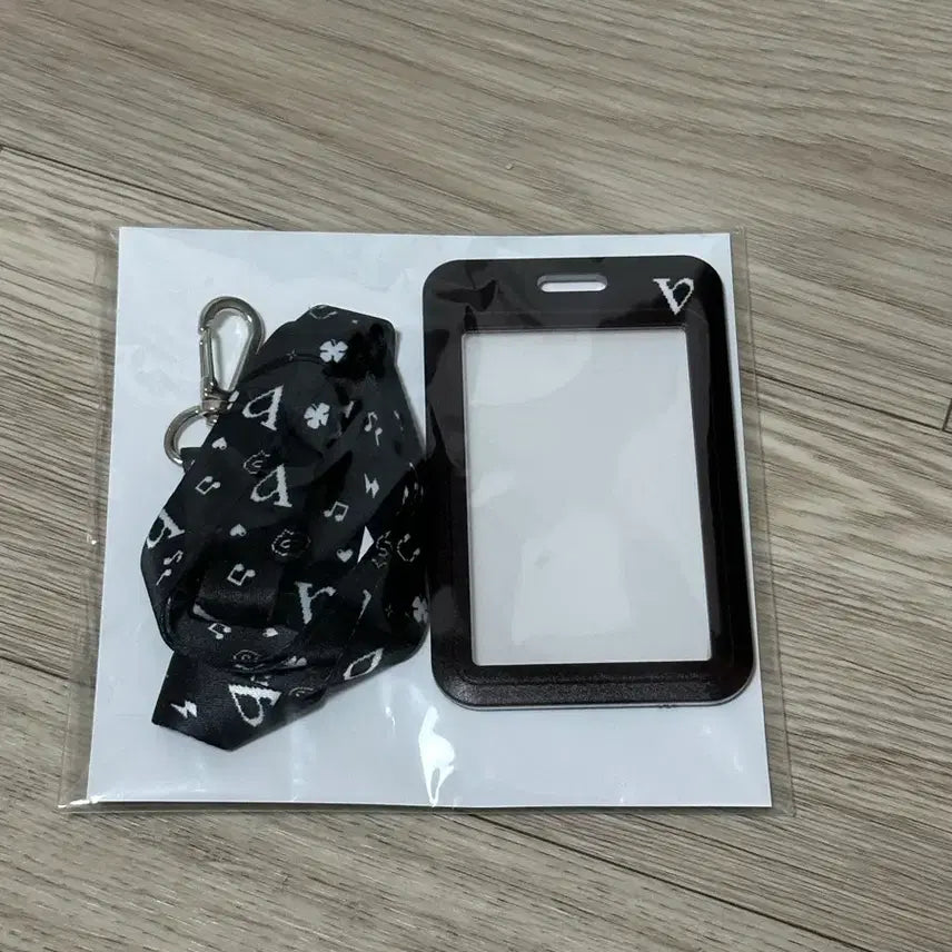 [BUNJANG] VIVIZ Photocard Holder / 비비지 포토카드 홀더