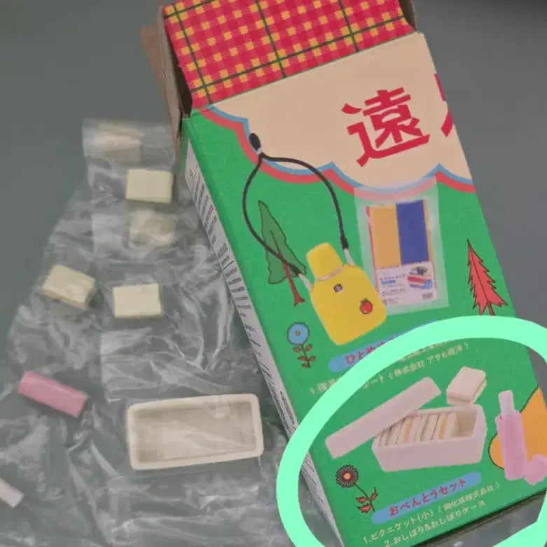 [BUNJANG] Showa Nostalgic Picnic Retro Gacha Miniature Set / 쇼와노스탤직 소풍 레트로 가챠 리멘트 인형소품 미니어쳐