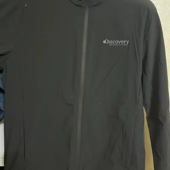 [BUNJANG] Discovery Expedition Black Windbreaker Jacket / 디스커버리 익스페디션 블랙 바람막이