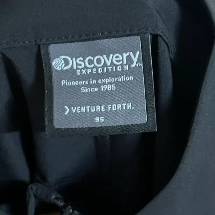 [BUNJANG] Discovery Expedition Black Windbreaker Jacket / 디스커버리 익스페디션 블랙 바람막이